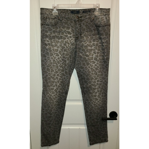 Jessica Simpson leopard cheetah skinny jeans 31 - Picture 1 of 5